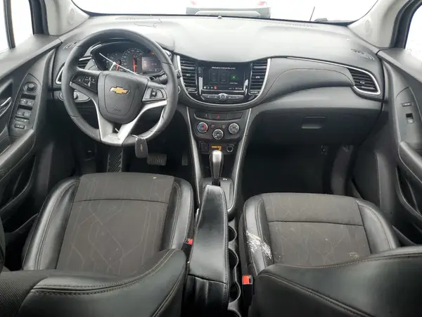 KL7CJLSB8LB332753 2020 CHEVROLET TRAX - Image 8