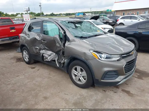 KL7CJLSB8LB348063 2020 CHEVROLET TRAX - Image 1