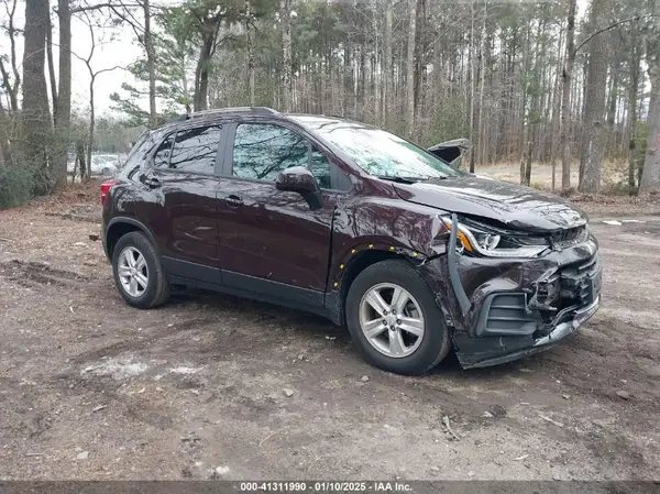 KL7CJLSB8MB320197 2021 CHEVROLET TRAX - Image 1