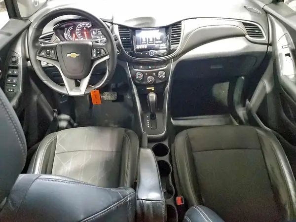 KL7CJLSB8MB326551 2021 CHEVROLET TRAX - Image 8