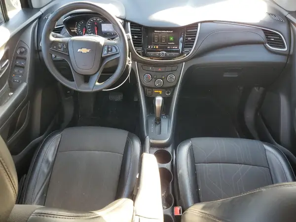 KL7CJLSB8MB326646 2021 CHEVROLET TRAX - Image 8