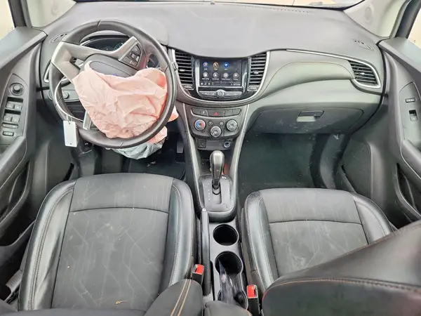 KL7CJLSB8MB343818 2021 CHEVROLET TRAX - Image 8