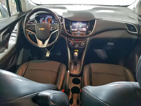 KL7CJLSB8MB348811 2021 CHEVROLET TRAX - Image 8
