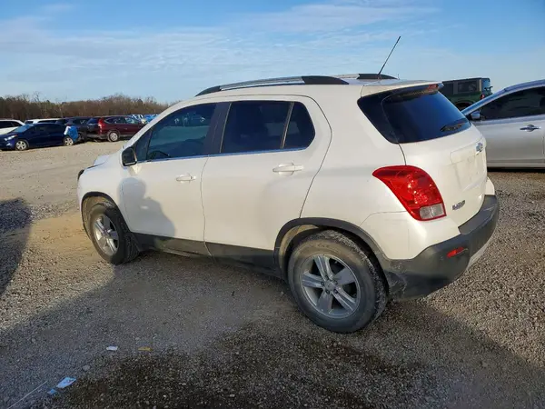 KL7CJLSB9GB570326 2016 CHEVROLET TRAX - Image 2