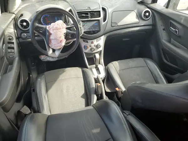 KL7CJLSB9GB592360 2016 CHEVROLET TRAX - Image 8