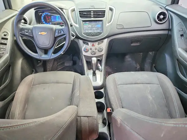 KL7CJLSB9GB644683 2016 CHEVROLET TRAX - Image 8