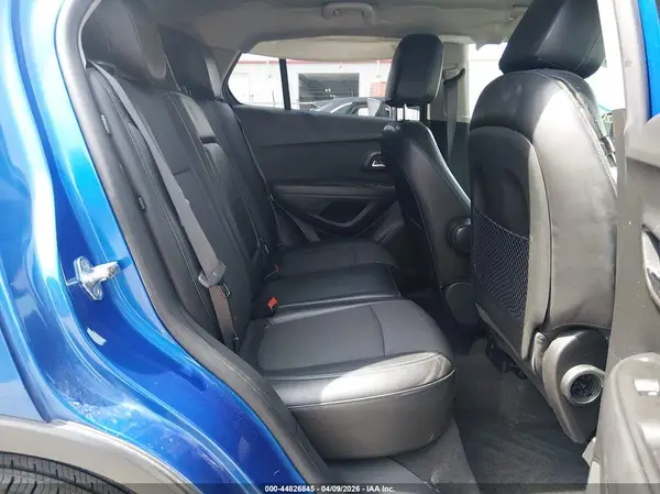 KL7CJLSB9GB659863 2016 CHEVROLET TRAX - Image 8