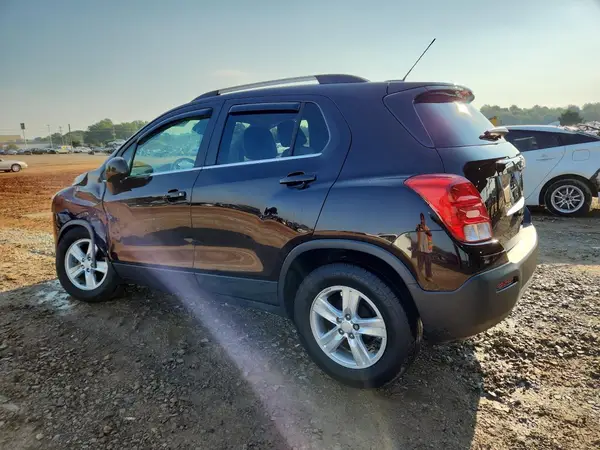 KL7CJLSB9GB677540 2016 CHEVROLET TRAX - Image 2