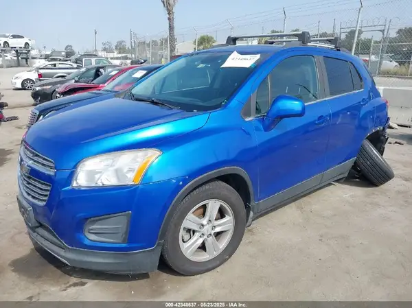 KL7CJLSB9GB681698 2016 CHEVROLET TRAX - Image 2