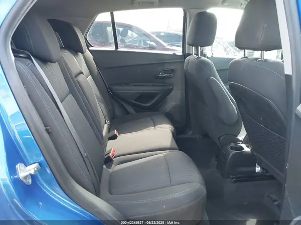 KL7CJLSB9GB681698 2016 CHEVROLET TRAX - Image 8