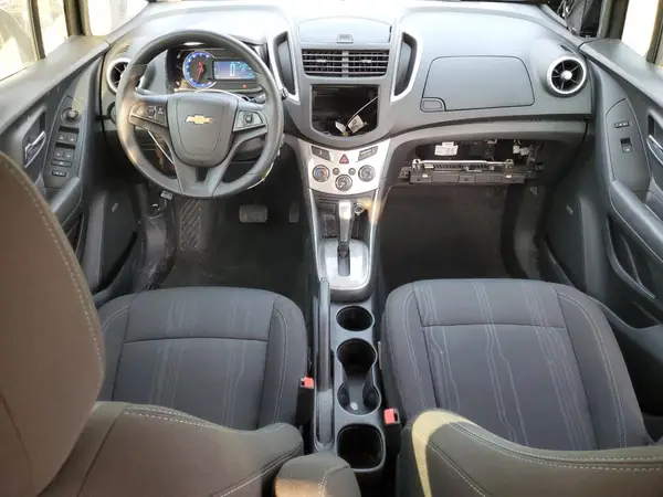 KL7CJLSB9GB736876 2016 CHEVROLET TRAX - Image 8