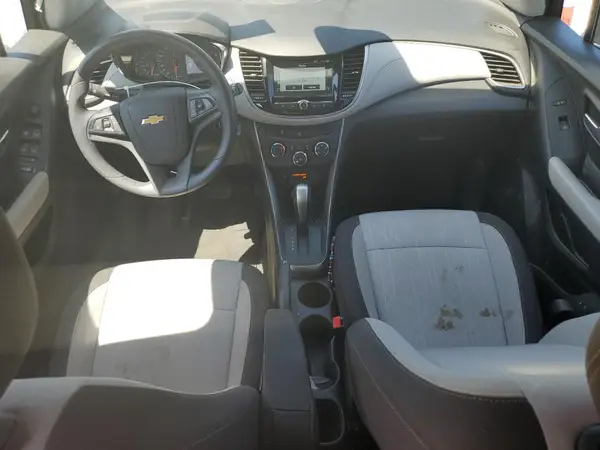 KL7CJLSB9HB087646 2017 CHEVROLET TRAX - Image 8