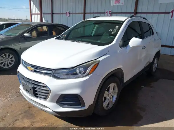 KL7CJLSB9HB089364 2017 CHEVROLET TRAX - Image 2