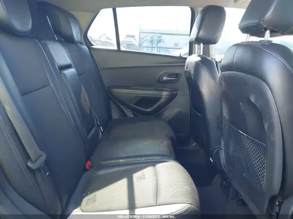KL7CJLSB9HB095388 2017 CHEVROLET TRAX - Image 8