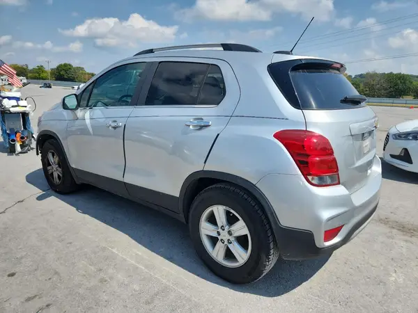 KL7CJLSB9HB139986 2017 CHEVROLET TRAX - Image 2