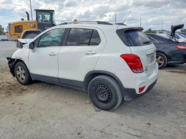 KL7CJLSB9HB140488 2017 CHEVROLET TRAX - Image 2