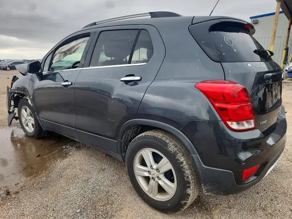 KL7CJLSB9HB150695 2017 CHEVROLET TRAX - Image 2