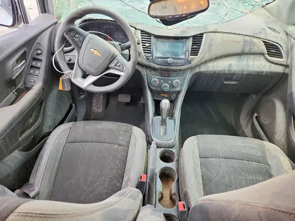 KL7CJLSB9HB189416 2017 CHEVROLET TRAX - Image 8