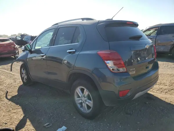 KL7CJLSB9JB616017 2018 CHEVROLET TRAX - Image 2