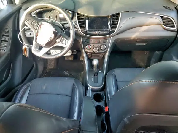 KL7CJLSB9JB645226 2018 CHEVROLET TRAX - Image 8