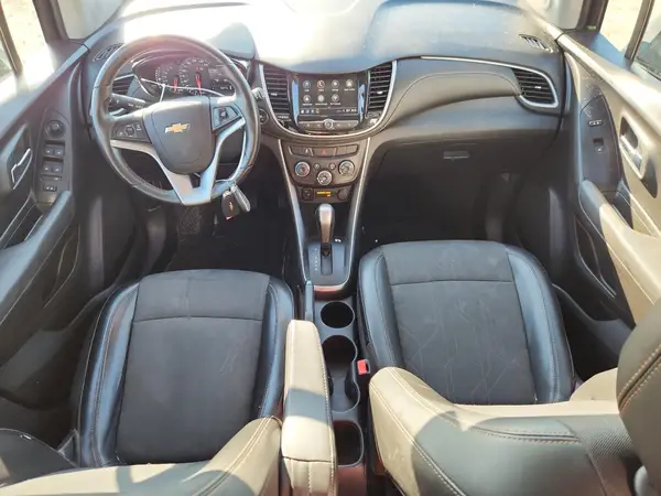 KL7CJLSB9JB662317 2018 CHEVROLET TRAX - Image 8