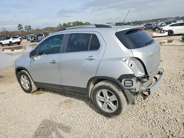 KL7CJLSB9JB726291 2018 CHEVROLET TRAX - Image 2