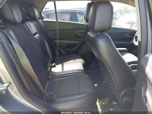 KL7CJLSB9KB745313 2019 CHEVROLET TRAX - Image 8