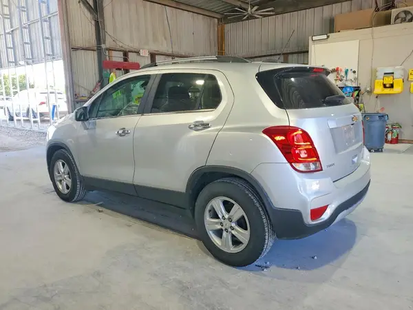 KL7CJLSB9KB777744 2019 CHEVROLET TRAX - Image 2