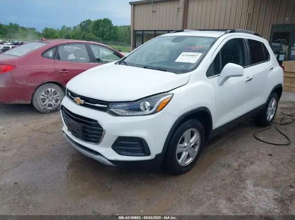 KL7CJLSB9KB797265 2019 CHEVROLET TRAX - Image 2