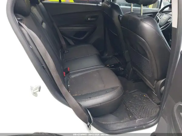 KL7CJLSB9KB797265 2019 CHEVROLET TRAX - Image 8