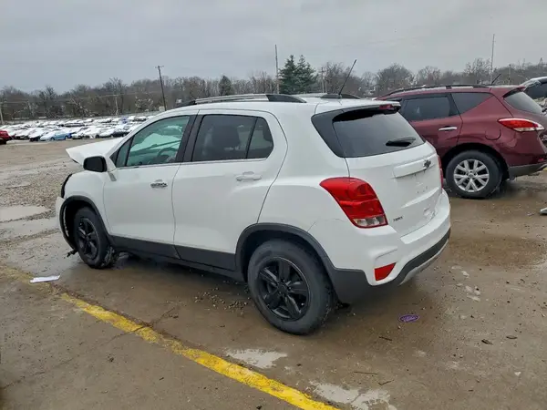 KL7CJLSB9KB820169 2019 CHEVROLET TRAX - Image 2