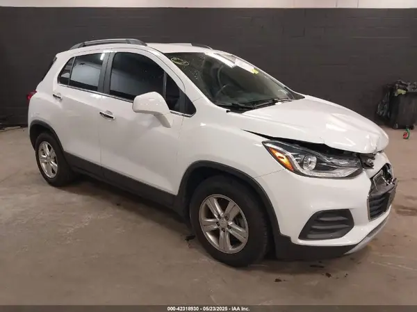 KL7CJLSB9KB831883 2019 CHEVROLET TRAX - Image 1