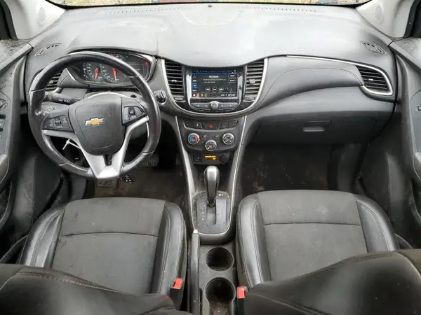 KL7CJLSB9KB884809 2019 CHEVROLET TRAX - Image 8