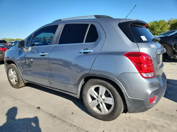 KL7CJLSB9KB902239 2019 CHEVROLET TRAX - Image 2