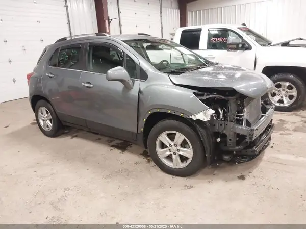 KL7CJLSB9KB903147 2019 CHEVROLET TRAX - Image 1