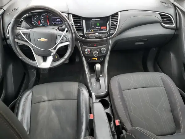 KL7CJLSB9KB905352 2019 CHEVROLET TRAX - Image 8
