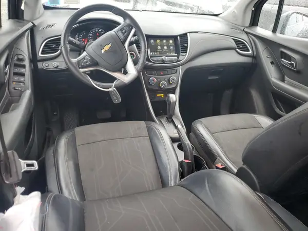 KL7CJLSB9KB928596 2019 CHEVROLET TRAX - Image 8