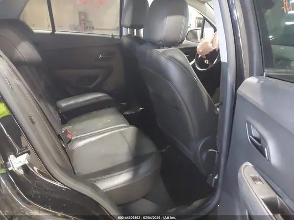 KL7CJLSB9KB934401 2019 CHEVROLET TRAX - Image 8