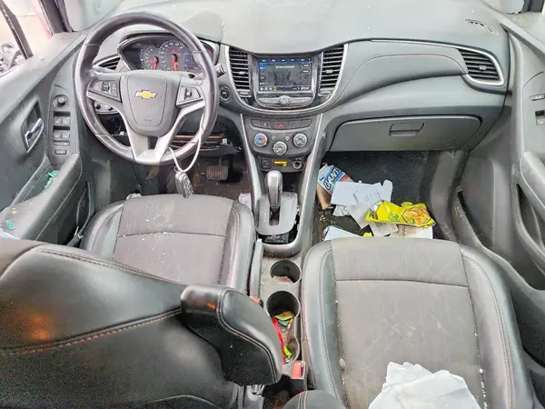 KL7CJLSB9KB941963 2019 CHEVROLET TRAX - Image 8