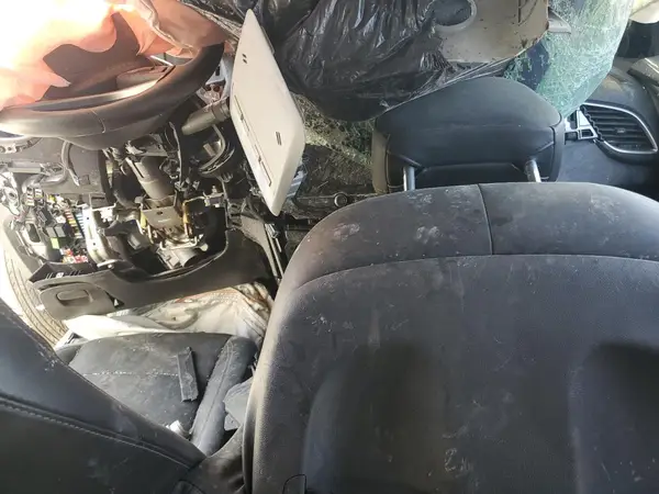 KL7CJLSB9KB945625 2019 CHEVROLET TRAX - Image 8