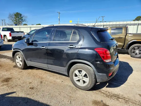KL7CJLSB9KB953465 2019 CHEVROLET TRAX - Image 2
