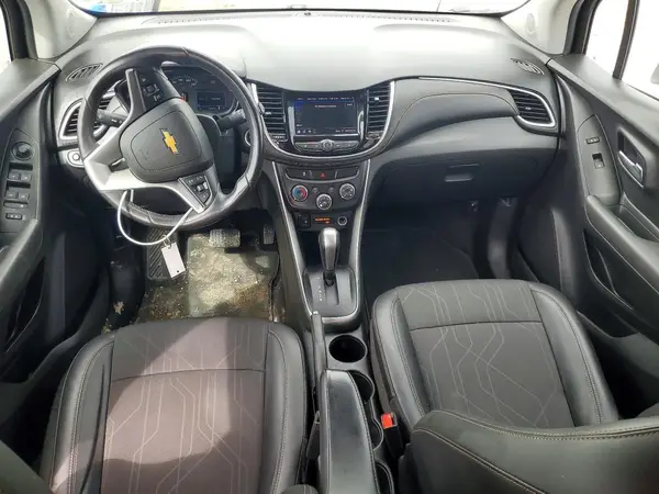 KL7CJLSB9LB001289 2020 CHEVROLET TRAX - Image 8
