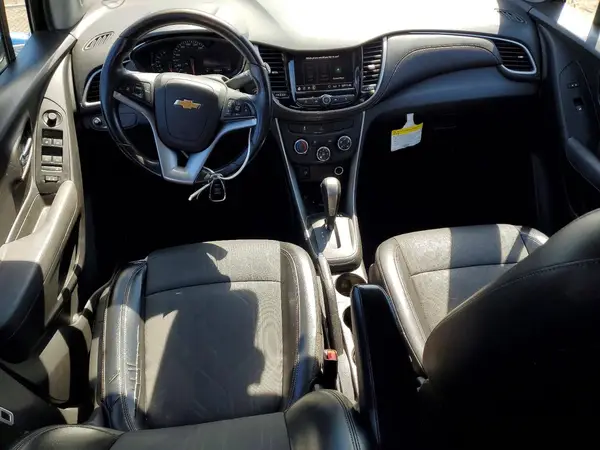 KL7CJLSB9LB001406 2020 CHEVROLET TRAX - Image 8