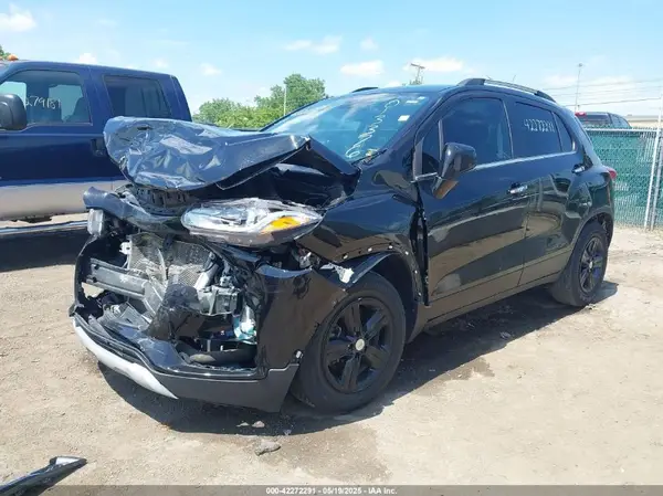 KL7CJLSB9LB013376 2020 CHEVROLET TRAX - Image 2