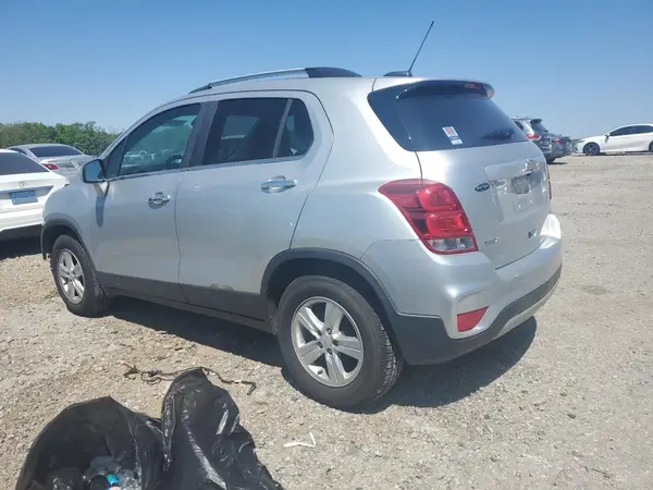 KL7CJLSB9LB014608 2020 CHEVROLET TRAX - Image 2