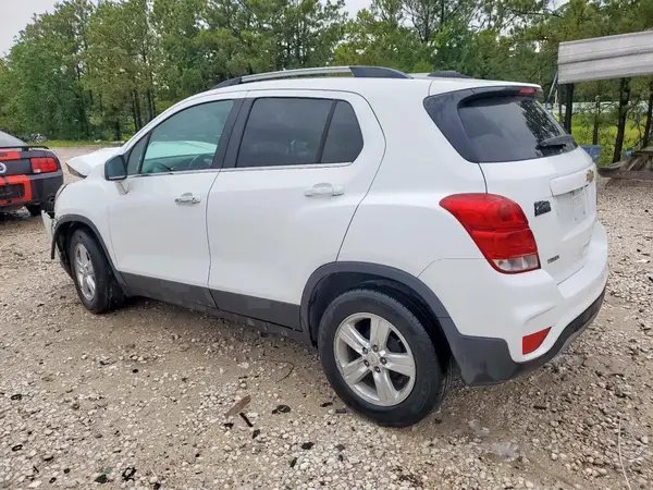 KL7CJLSB9LB014950 2020 CHEVROLET TRAX - Image 2