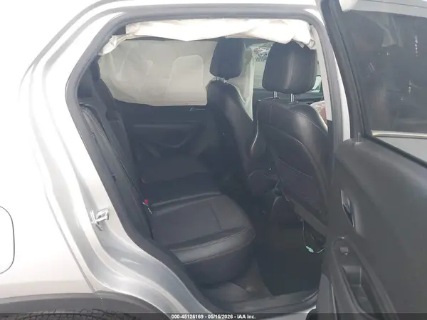 KL7CJLSB9LB015323 2020 CHEVROLET TRAX - Image 8