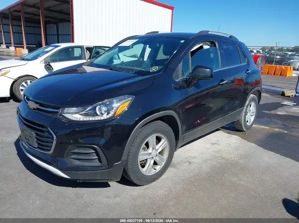 KL7CJLSB9LB016066 2020 CHEVROLET TRAX - Image 2