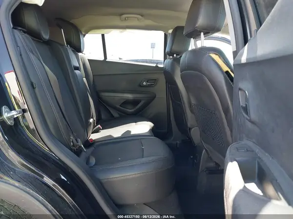 KL7CJLSB9LB016066 2020 CHEVROLET TRAX - Image 8