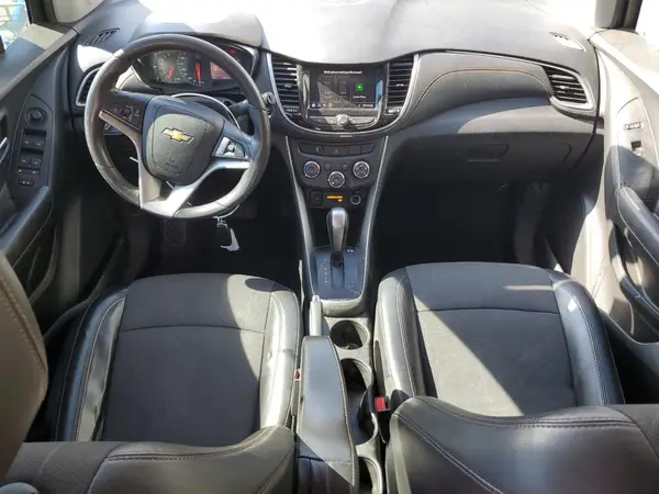 KL7CJLSB9LB017914 2020 CHEVROLET TRAX - Image 8